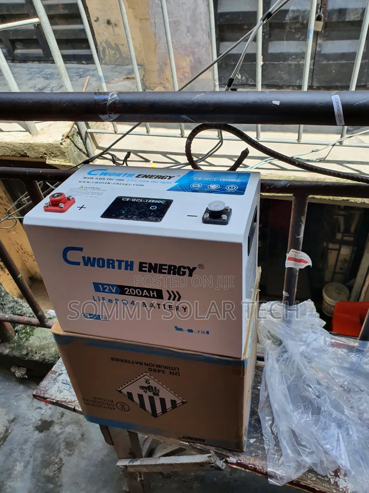 2.56kwh 12v Cworth Lithium Ion Battery 200ah 12v