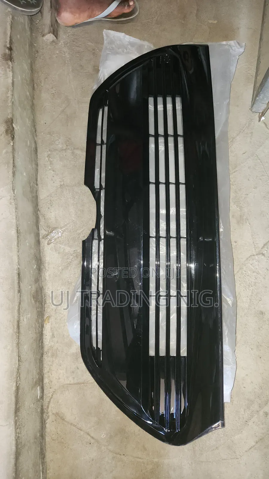 Corolla Bumper Grille Le 2018