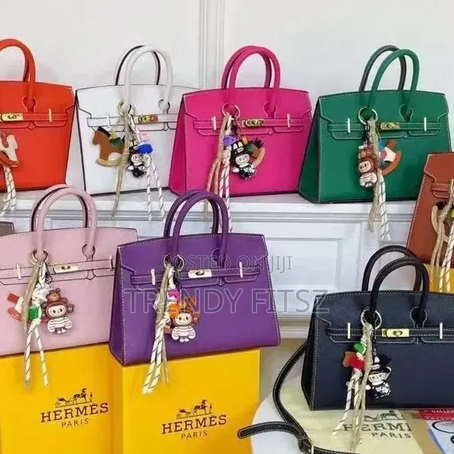 Fully Boxed Top Handle Structured Handbag With Shoulder Strap