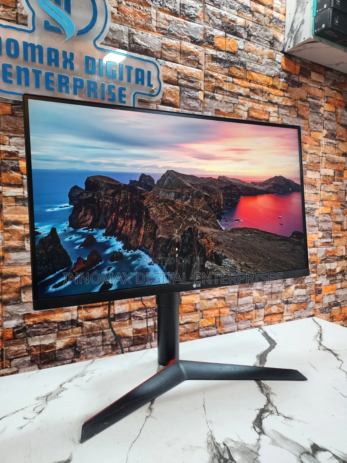 LG 27-Inch IPS QHD 2560x1440p 27qn600 HDR Frameless Hdmi Monitor