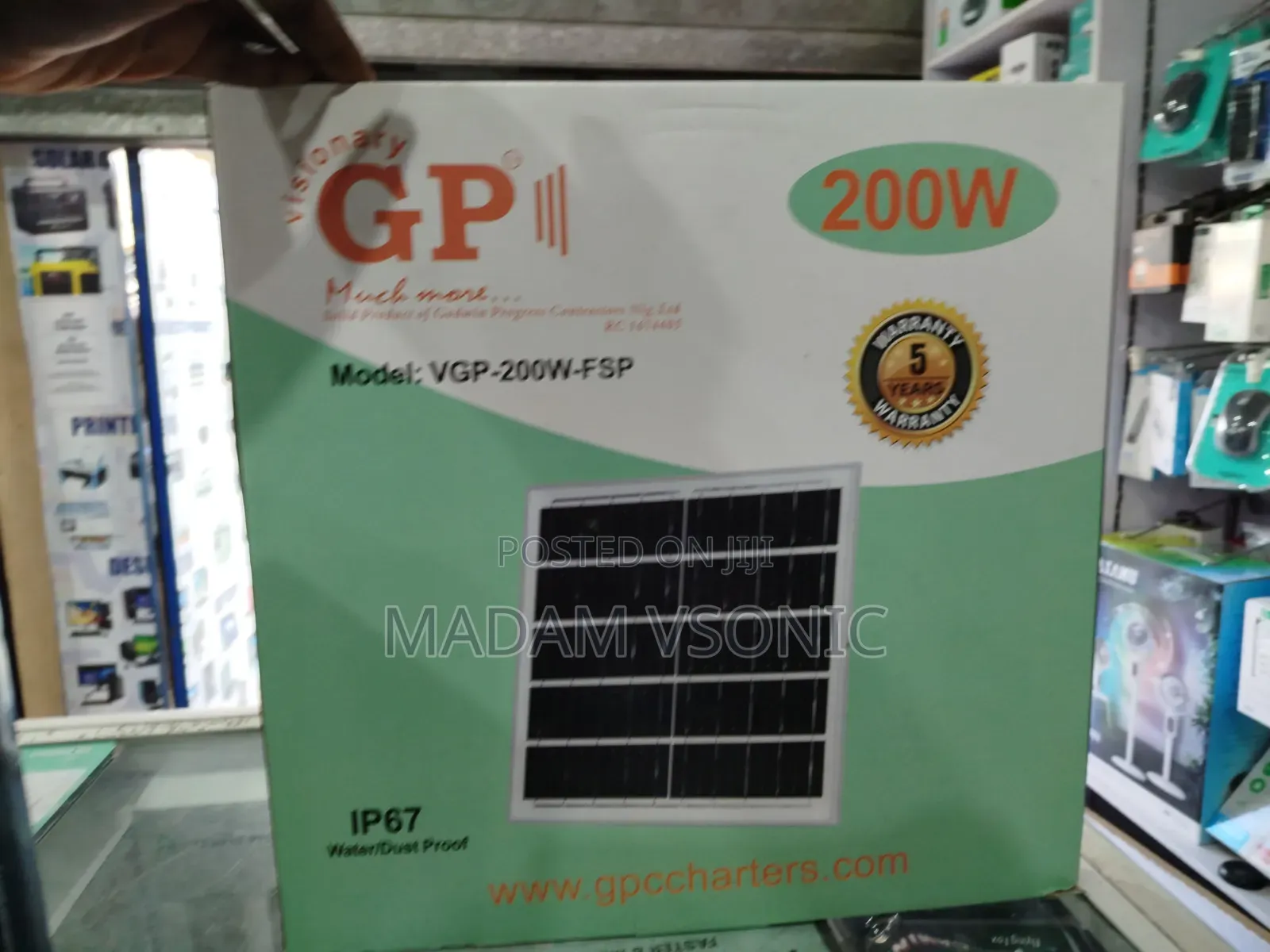 GP 200W Solar Powered Floodlight