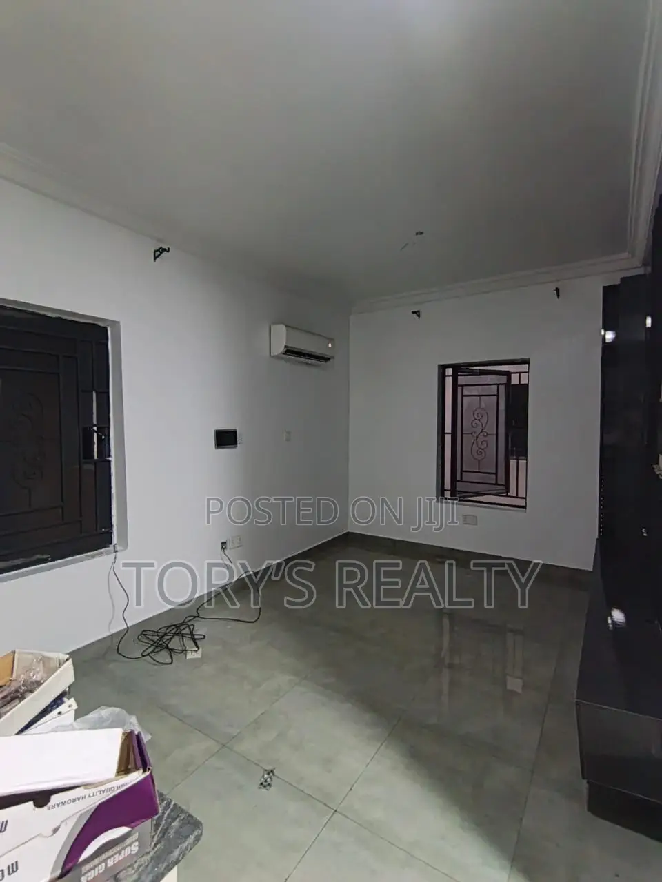Mini Flat in Ikota for sale