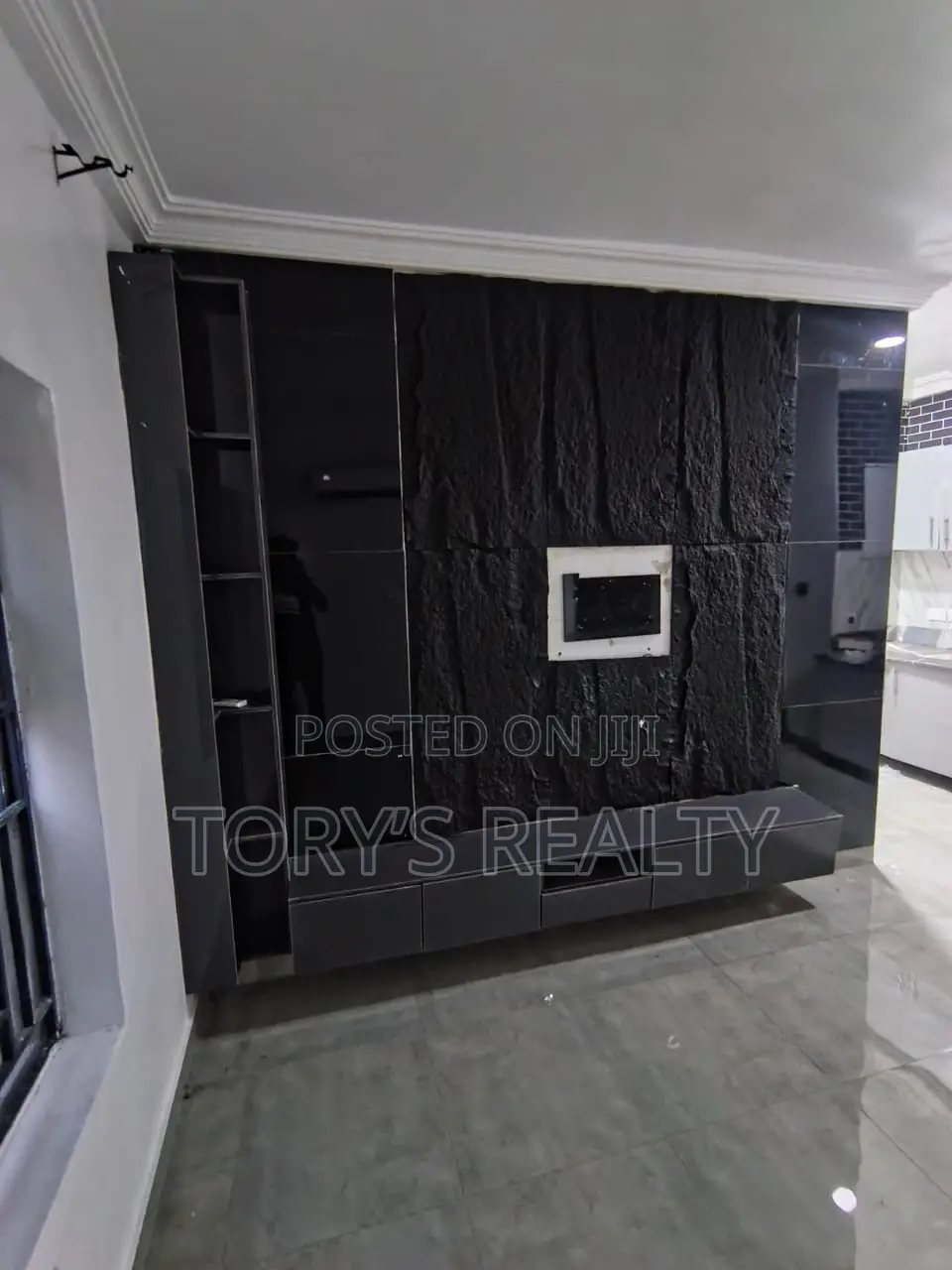 Mini Flat in Ikota for sale