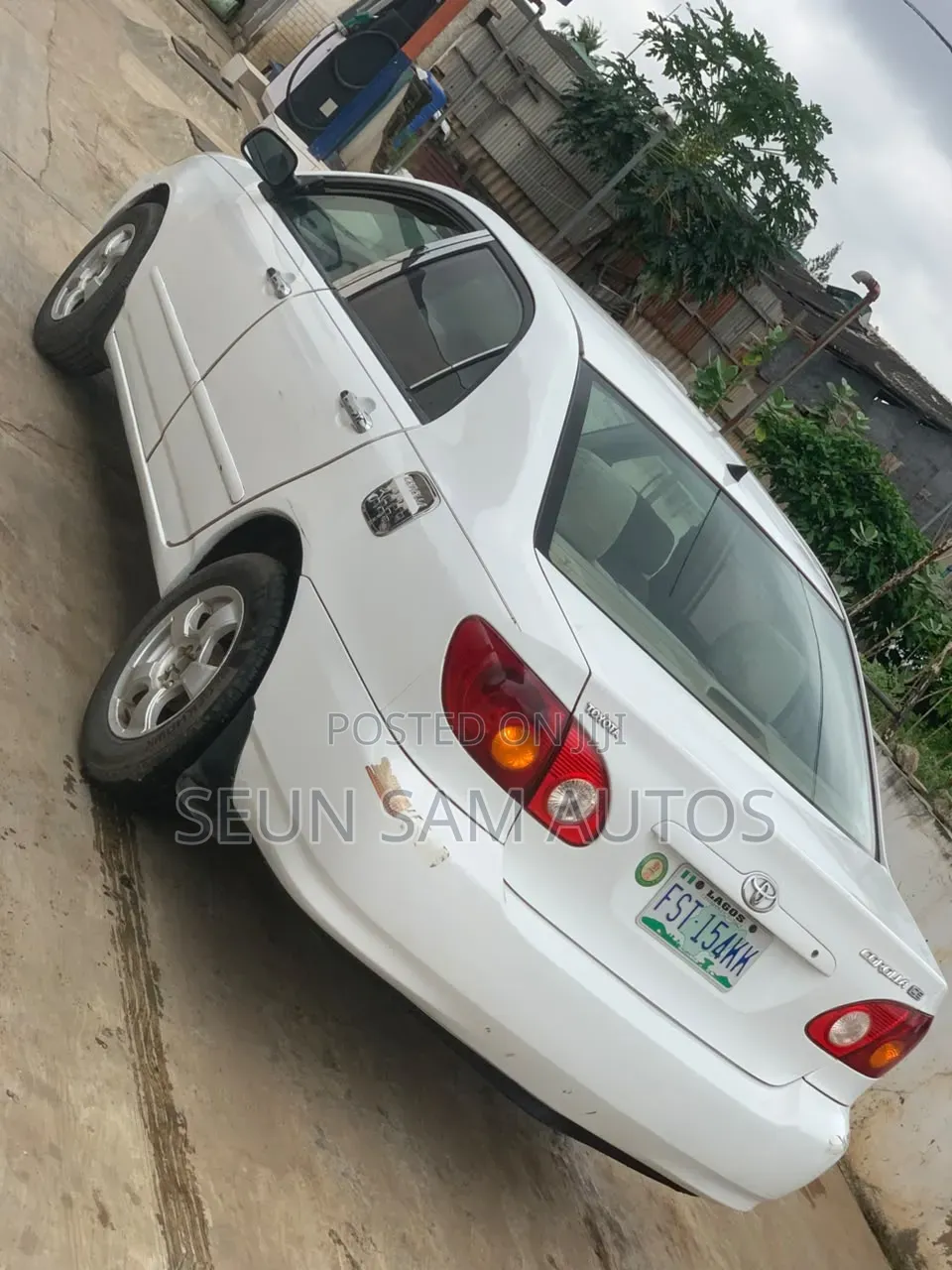 Toyota Corolla 2004 White