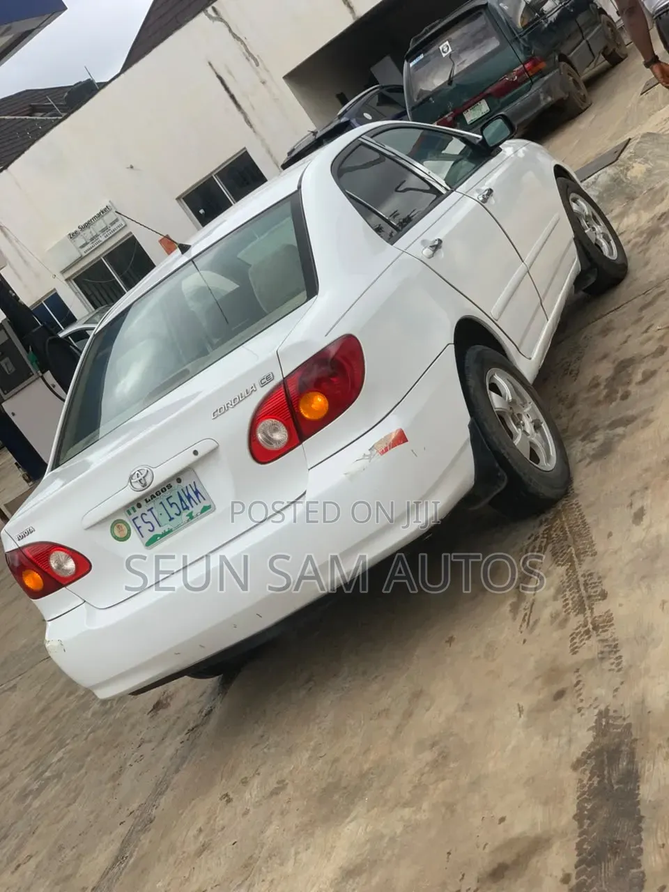 Toyota Corolla 2004 White