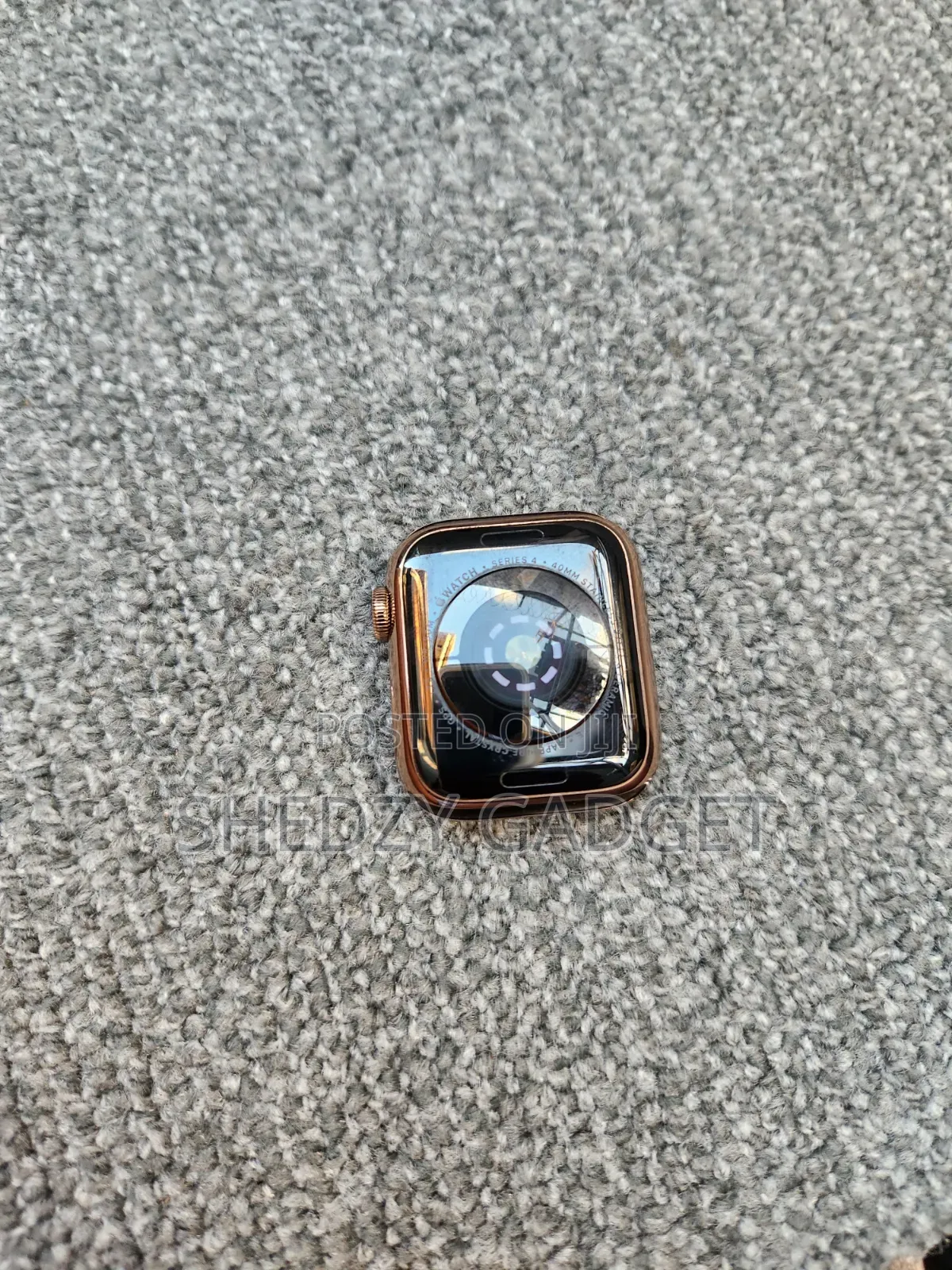 Apple Watch Series 4 40mm(GPS+ Cellular) Gold Aluminum
