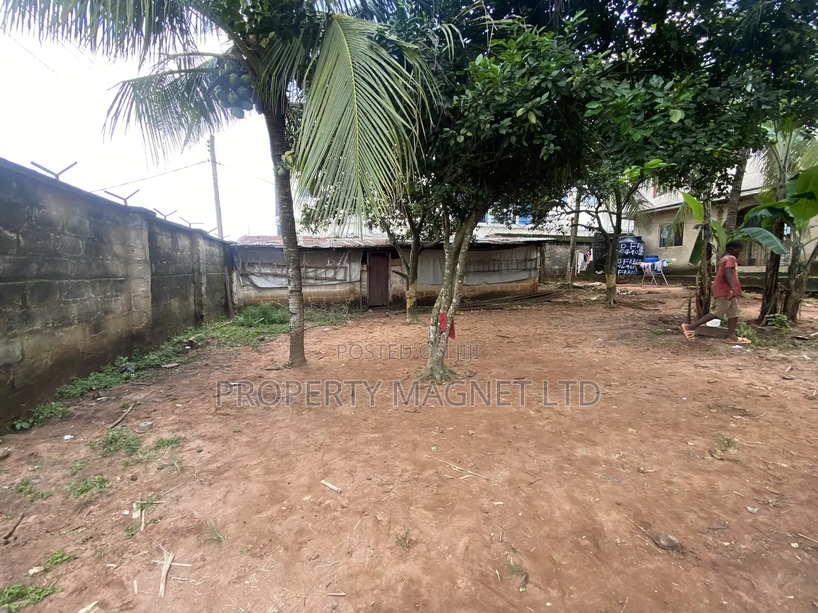 930 Square Meters for Sale in UMUAHIA