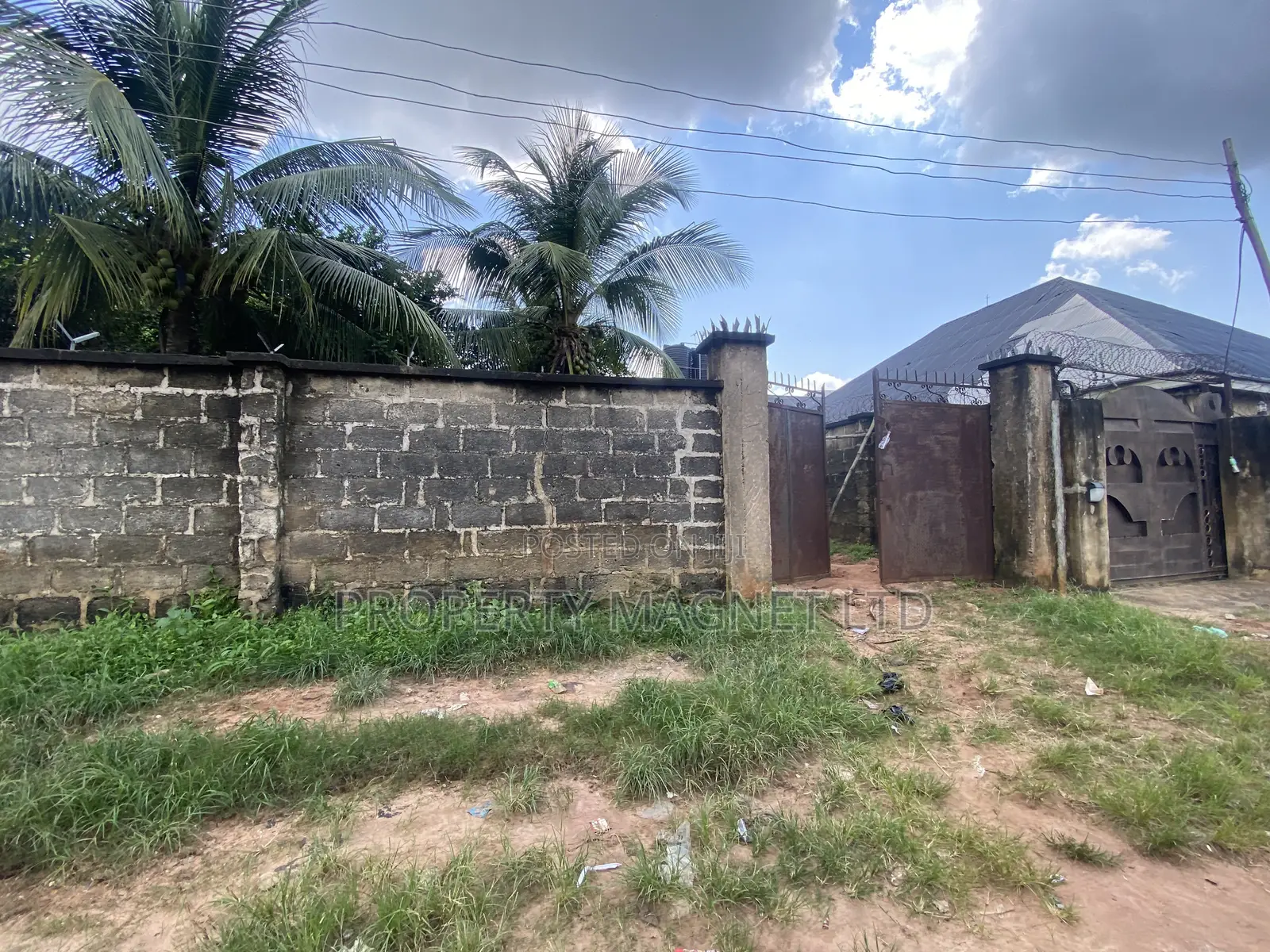 930 Square Meters for Sale in UMUAHIA