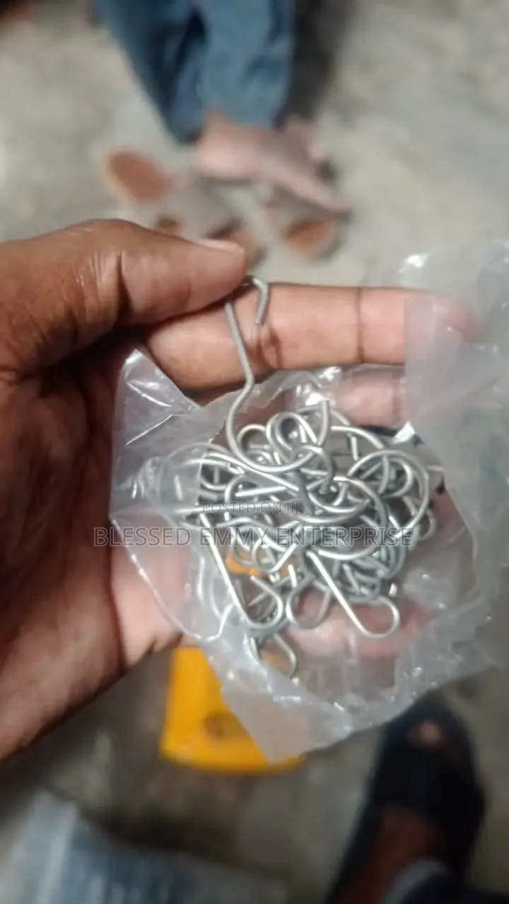 Hook Electric Fence