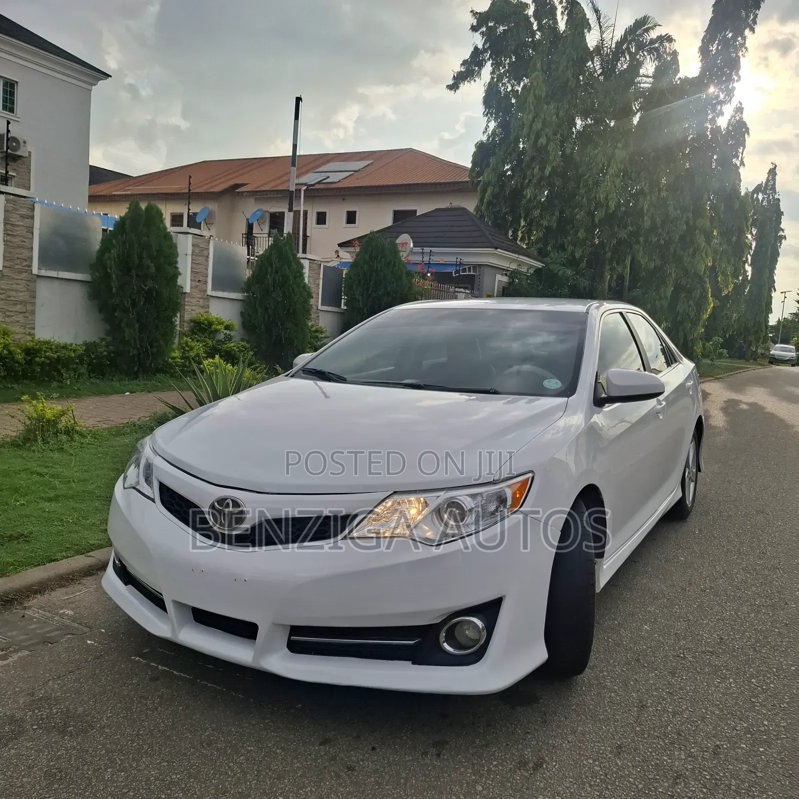 Toyota Camry 2014 White
