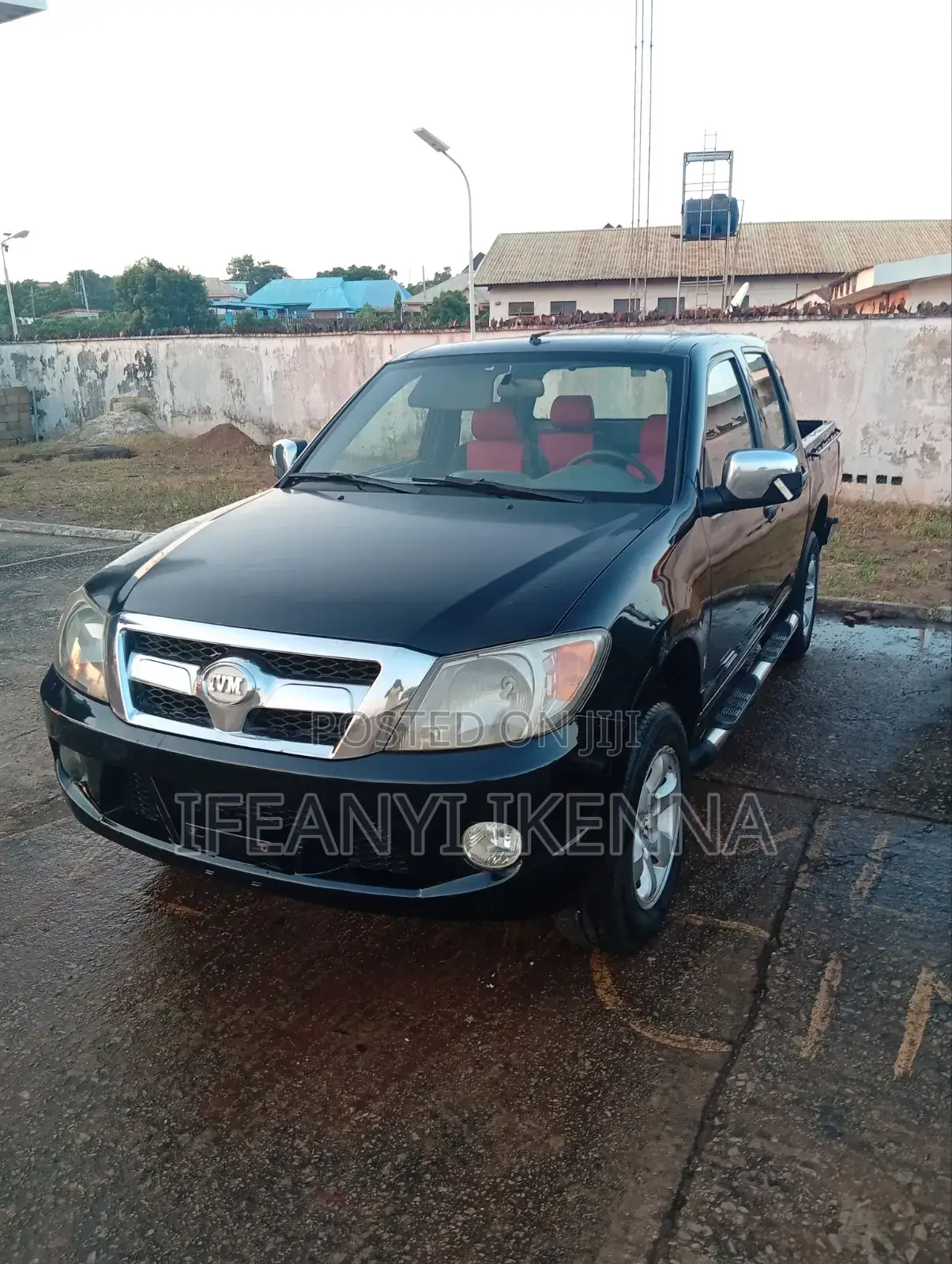 IVM Carrier 4WD 2017 Black