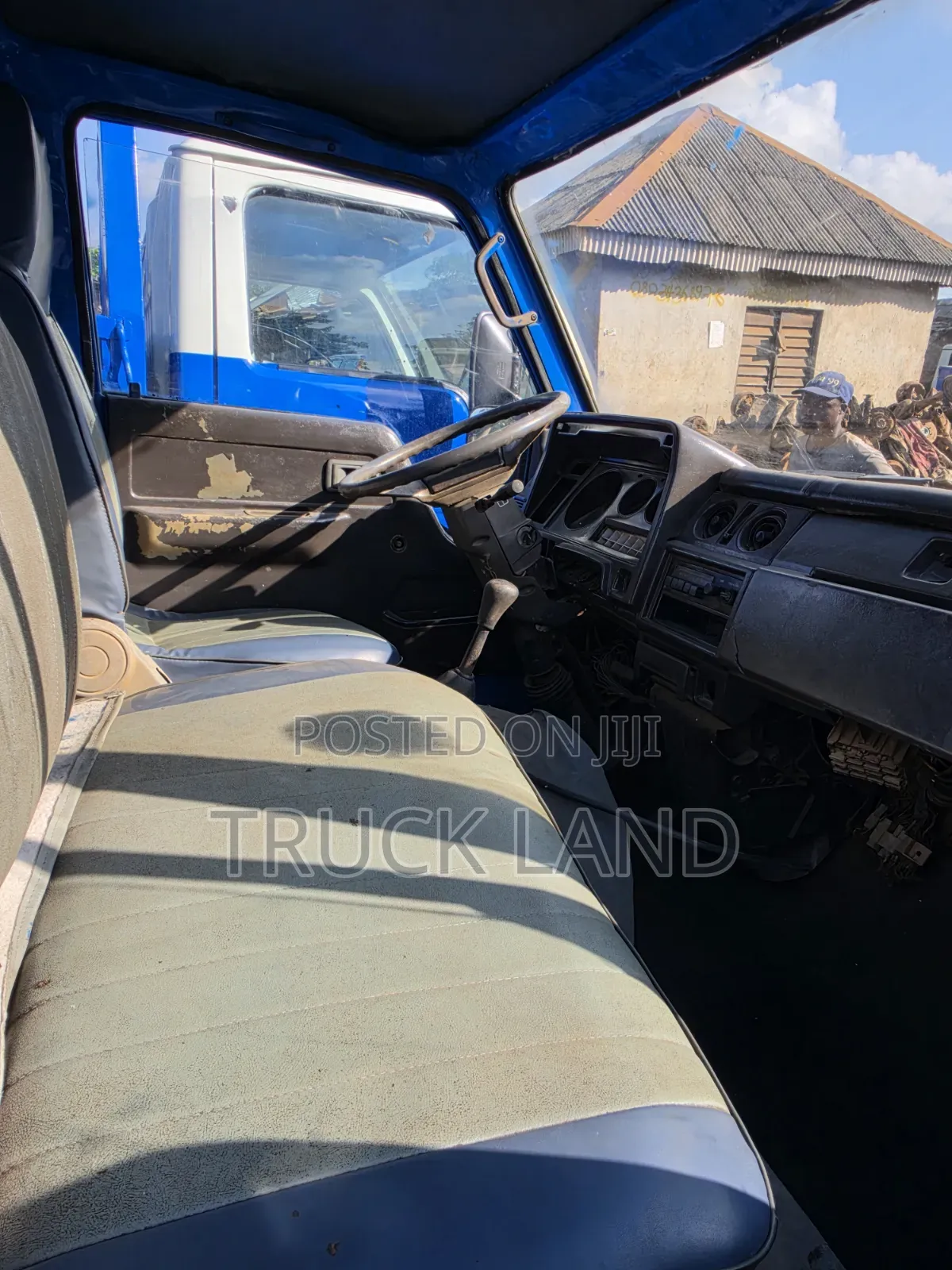 Toyota Dyna 200 Six Tyres Registered