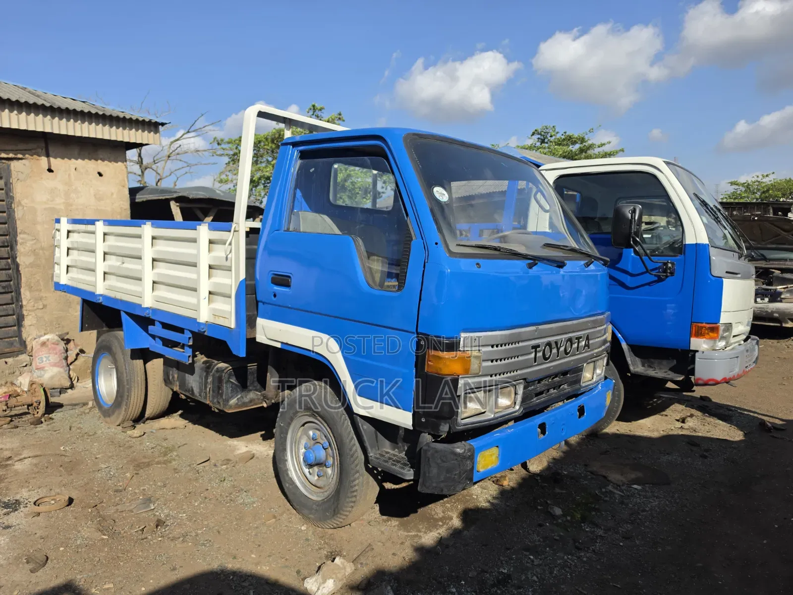 Toyota Dyna 200 Six Tyres Registered