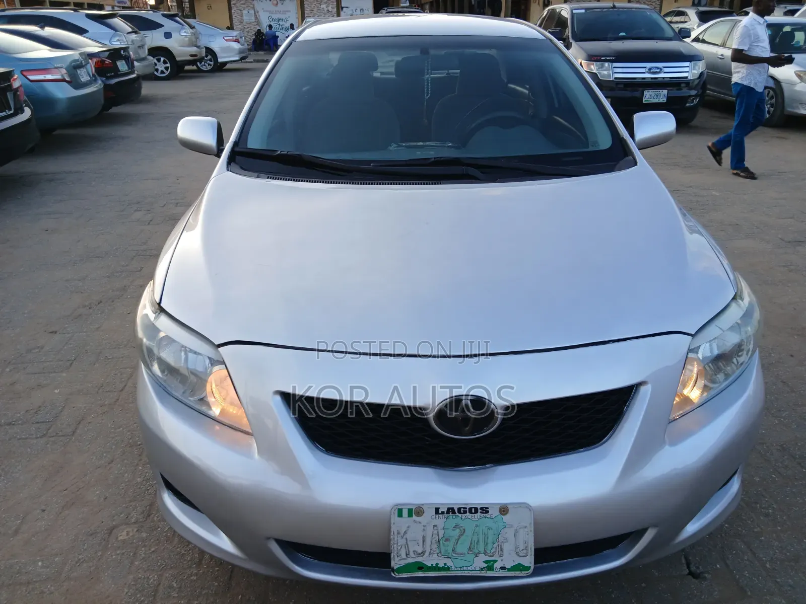 Toyota Corolla 2010 Silver