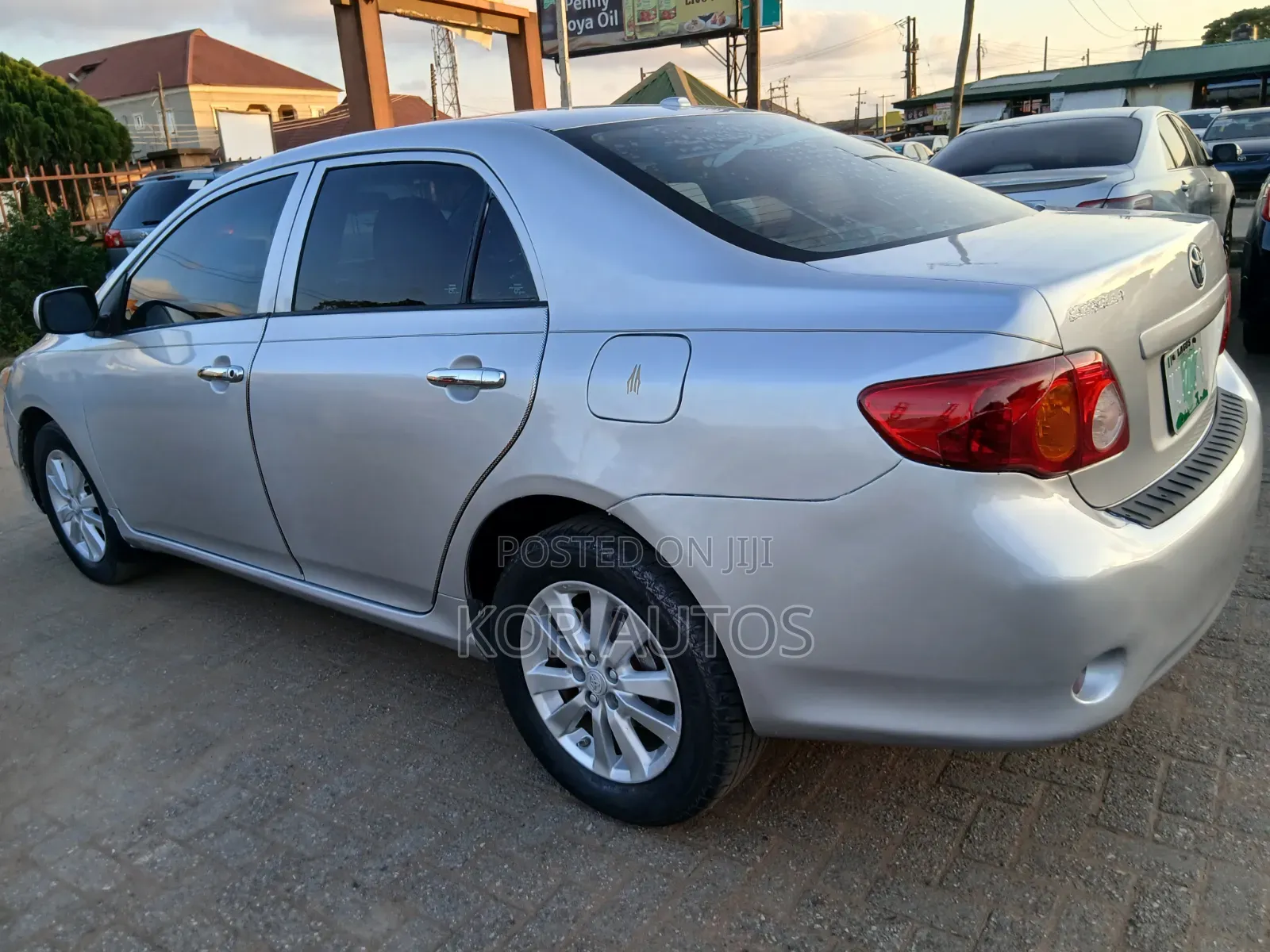 Toyota Corolla 2010 Silver