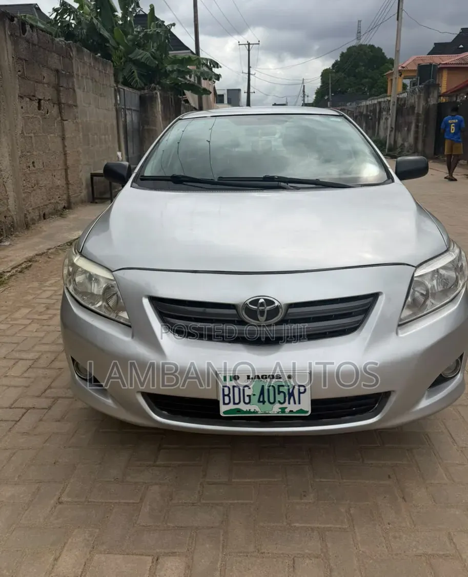 Toyota Corolla 2009 Silver