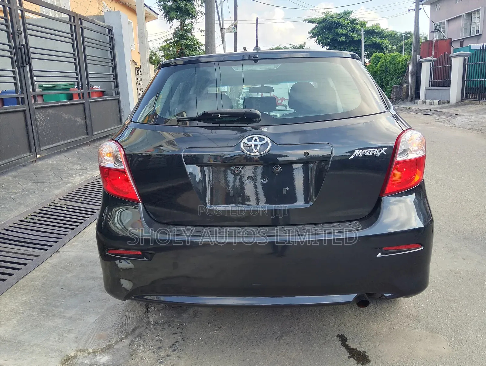 Toyota Matrix L Hatchback FWD (1.8L 4cyl) 2014 Black