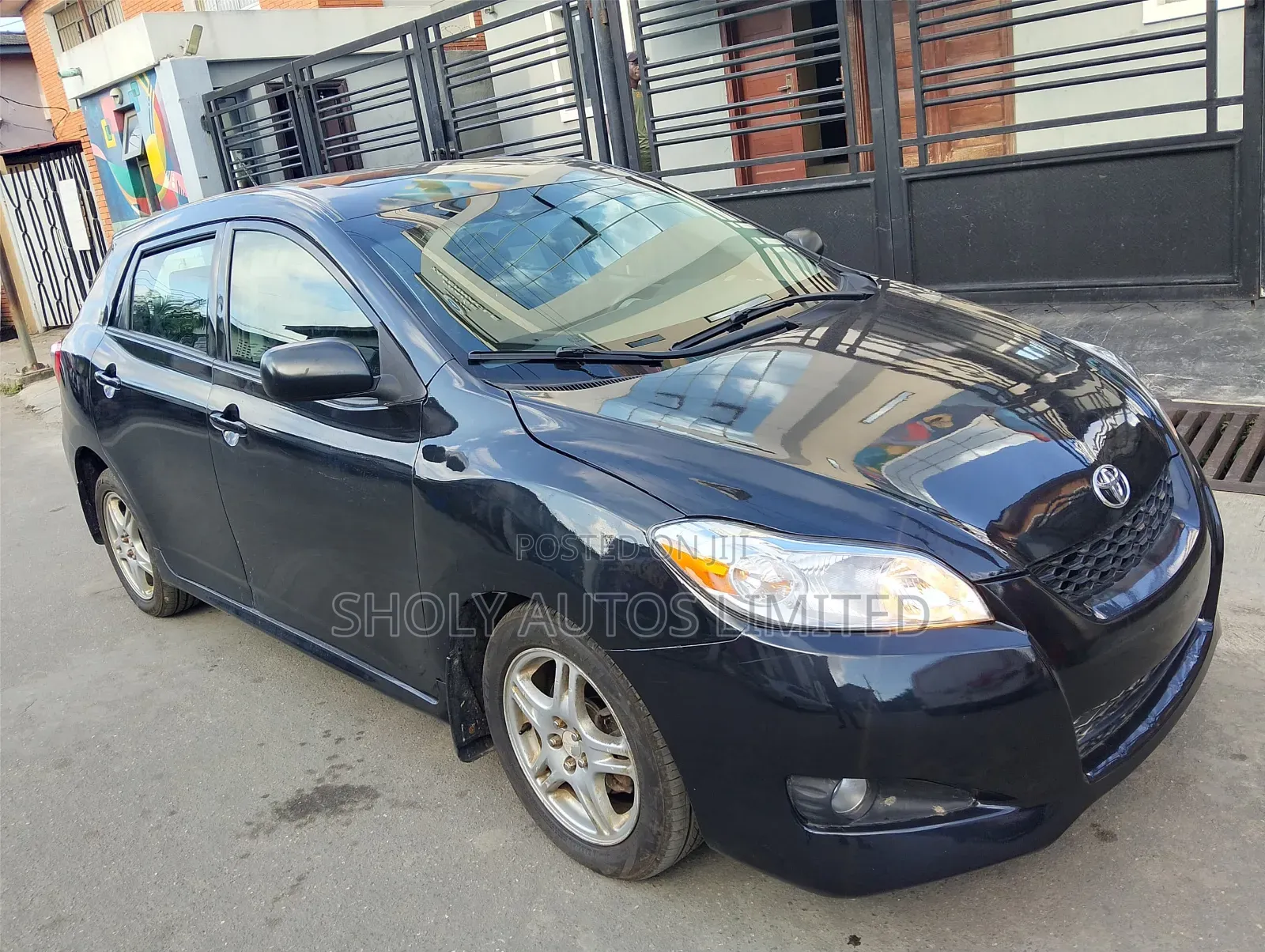 Toyota Matrix L Hatchback FWD (1.8L 4cyl) 2014 Black