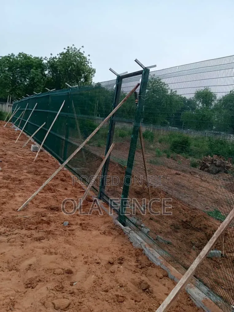 Palo Mesh Fence Wire Anti Finger 2.4m Height by 3m Long With One Pool
