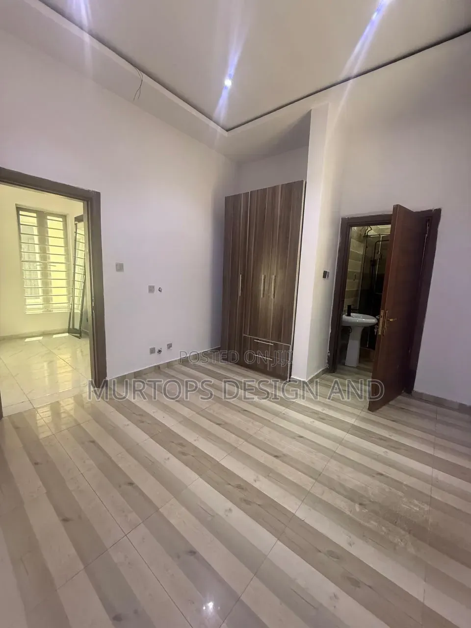 Studio Apartment in Osapa london for rent