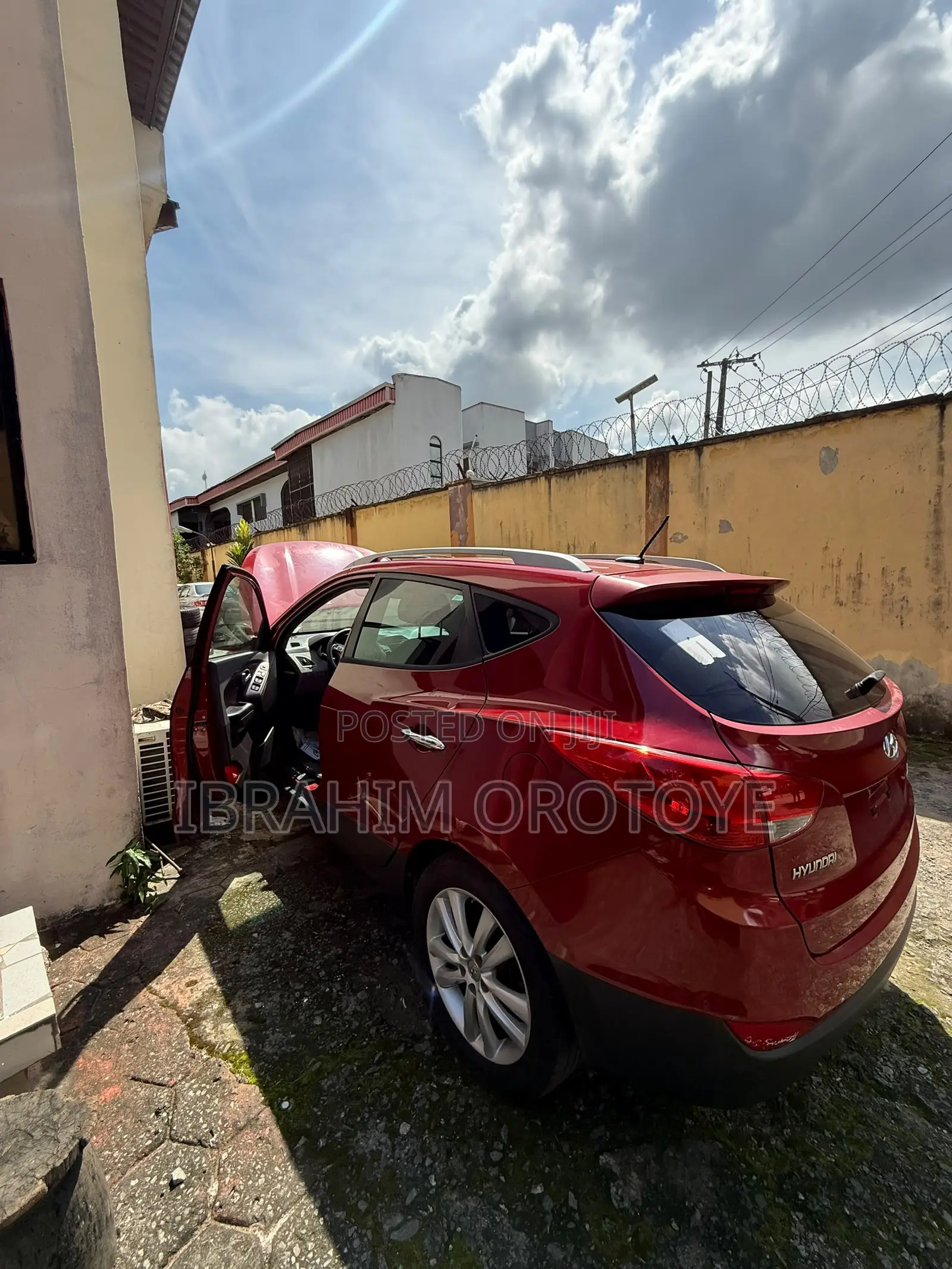 Hyundai Tucson Limited AWD 2012 Red
