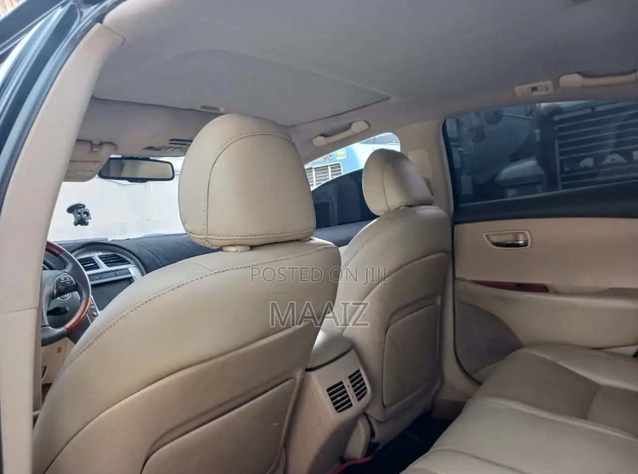 Lexus ES 350 2011 Black