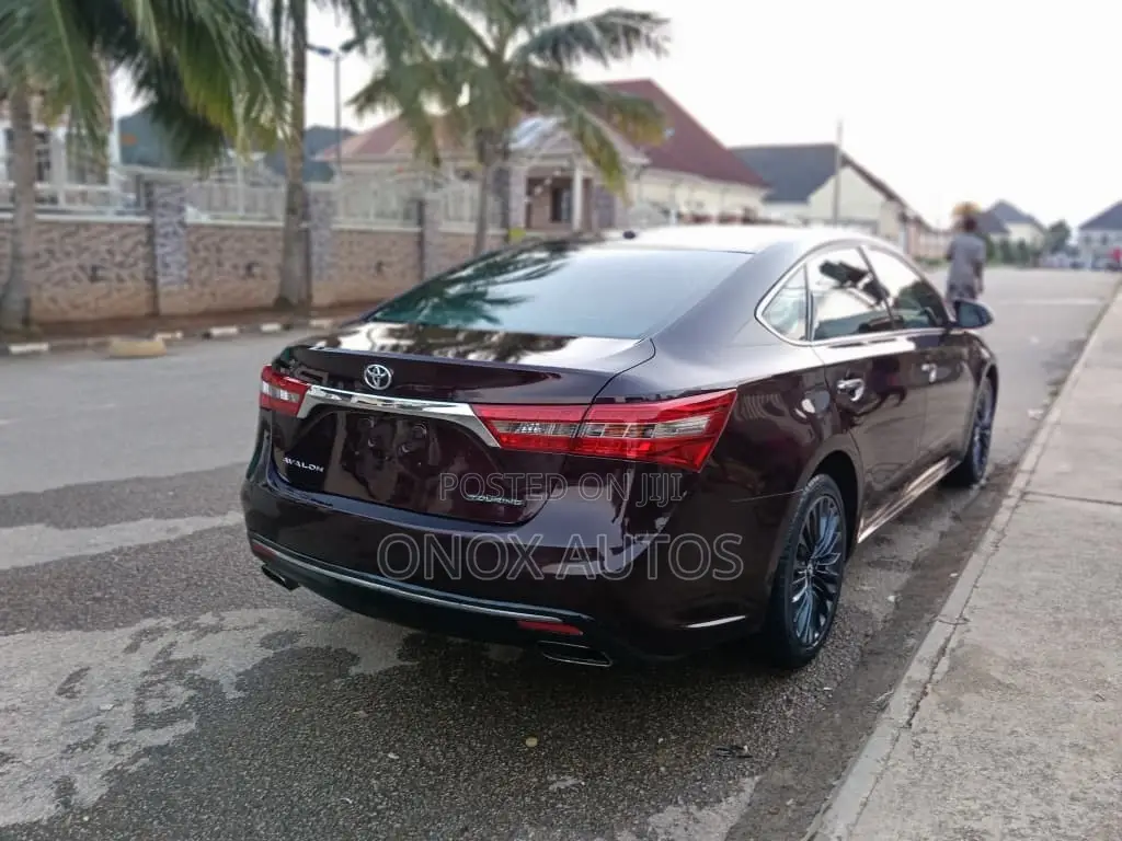 Toyota Avalon Touring Sedan FWD (3.5 6cyl 6A) 2017 Burgundy