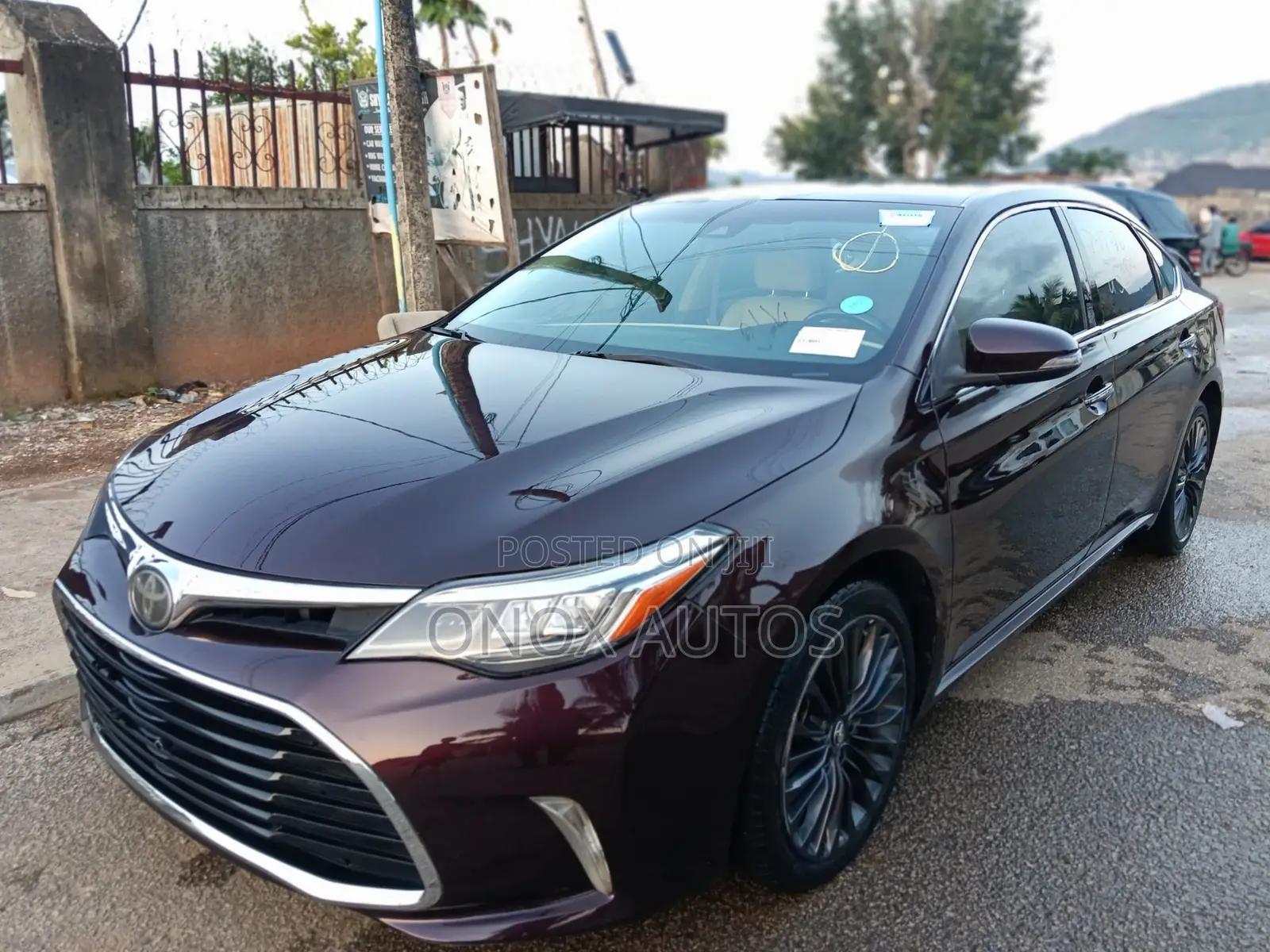 Toyota Avalon Touring Sedan FWD (3.5 6cyl 6A) 2017 Burgundy