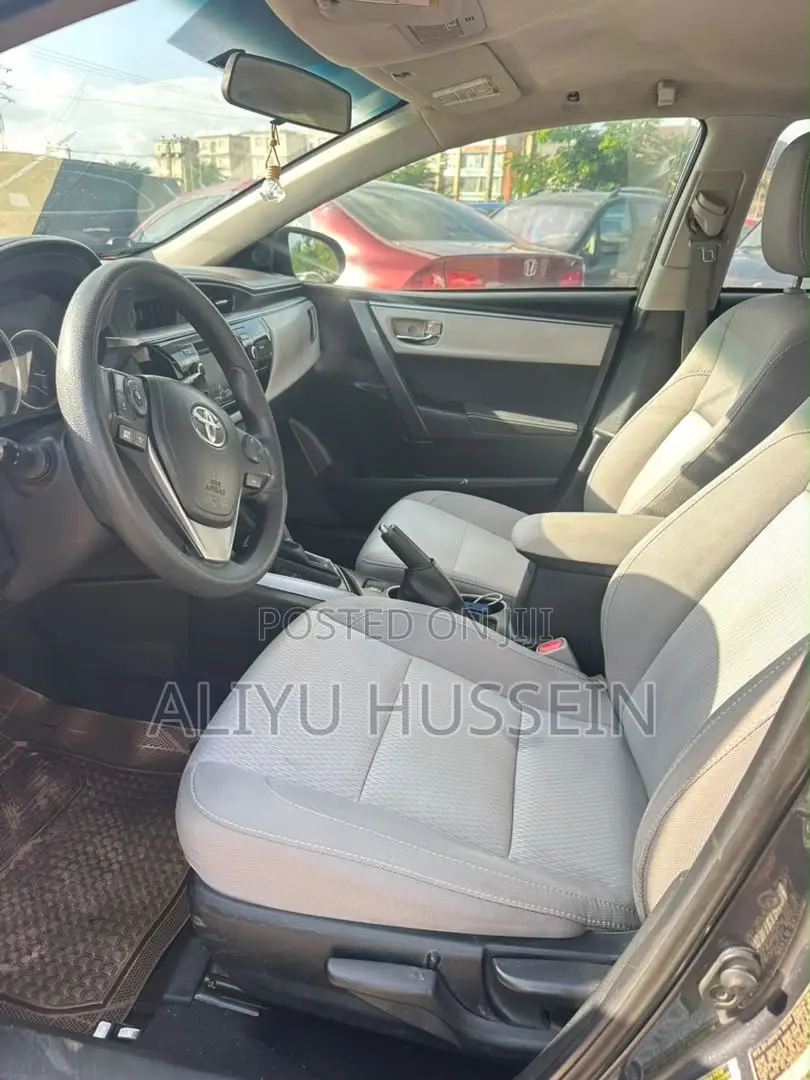 Toyota Corolla 2015 Gray