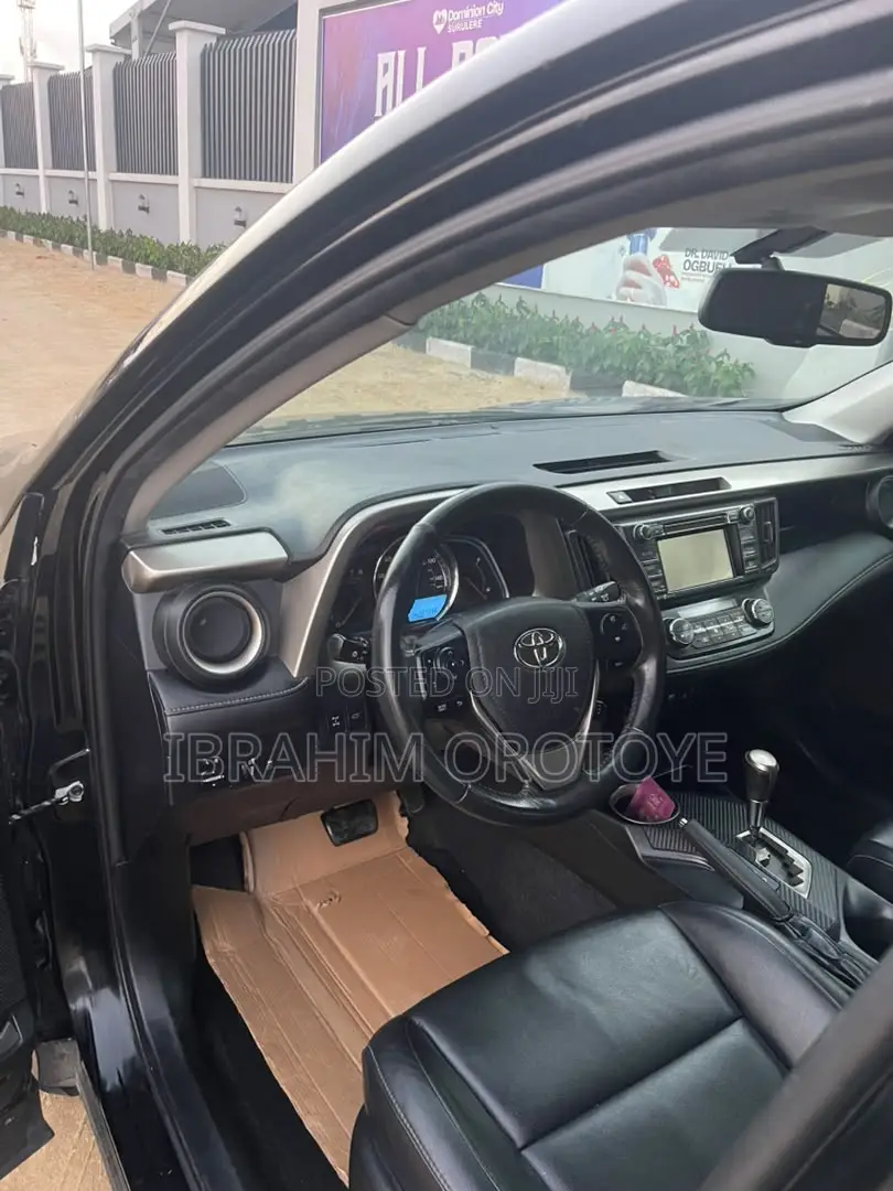 Toyota RAV4 Limited 4dr SUV (2.5L 4cyl 6A) 2015 Black