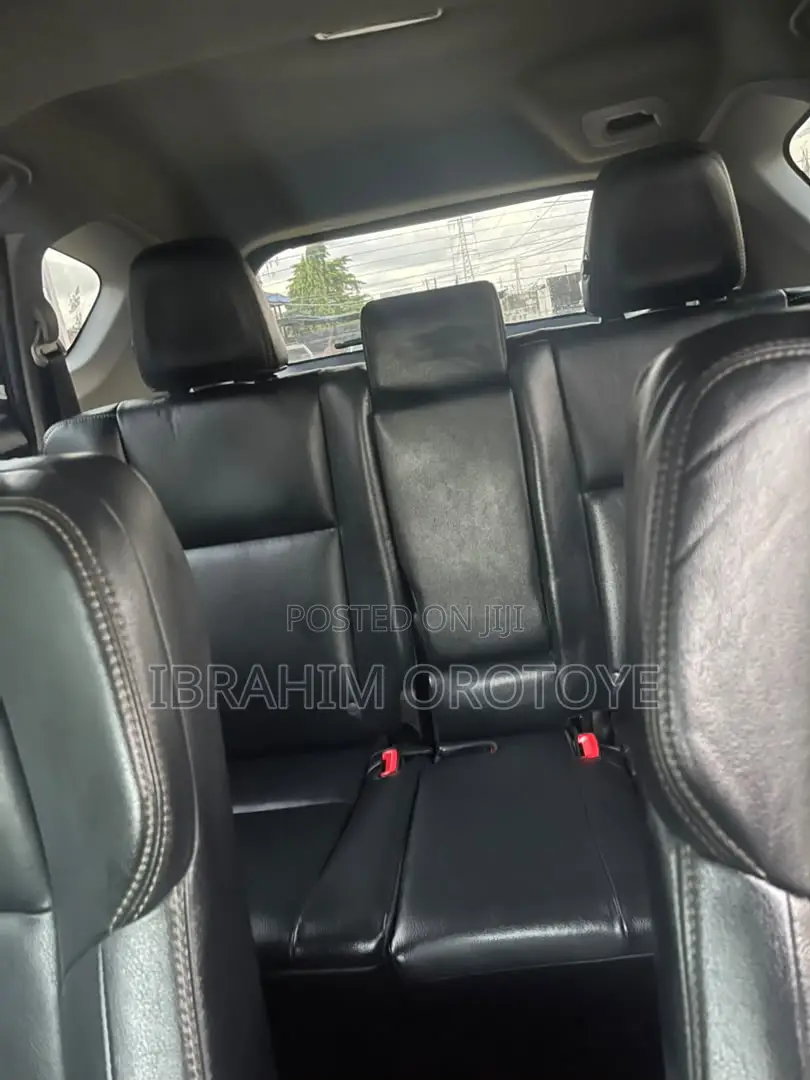 Toyota RAV4 Limited 4dr SUV (2.5L 4cyl 6A) 2015 Black