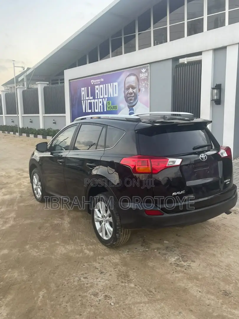 Toyota RAV4 Limited 4dr SUV (2.5L 4cyl 6A) 2015 Black