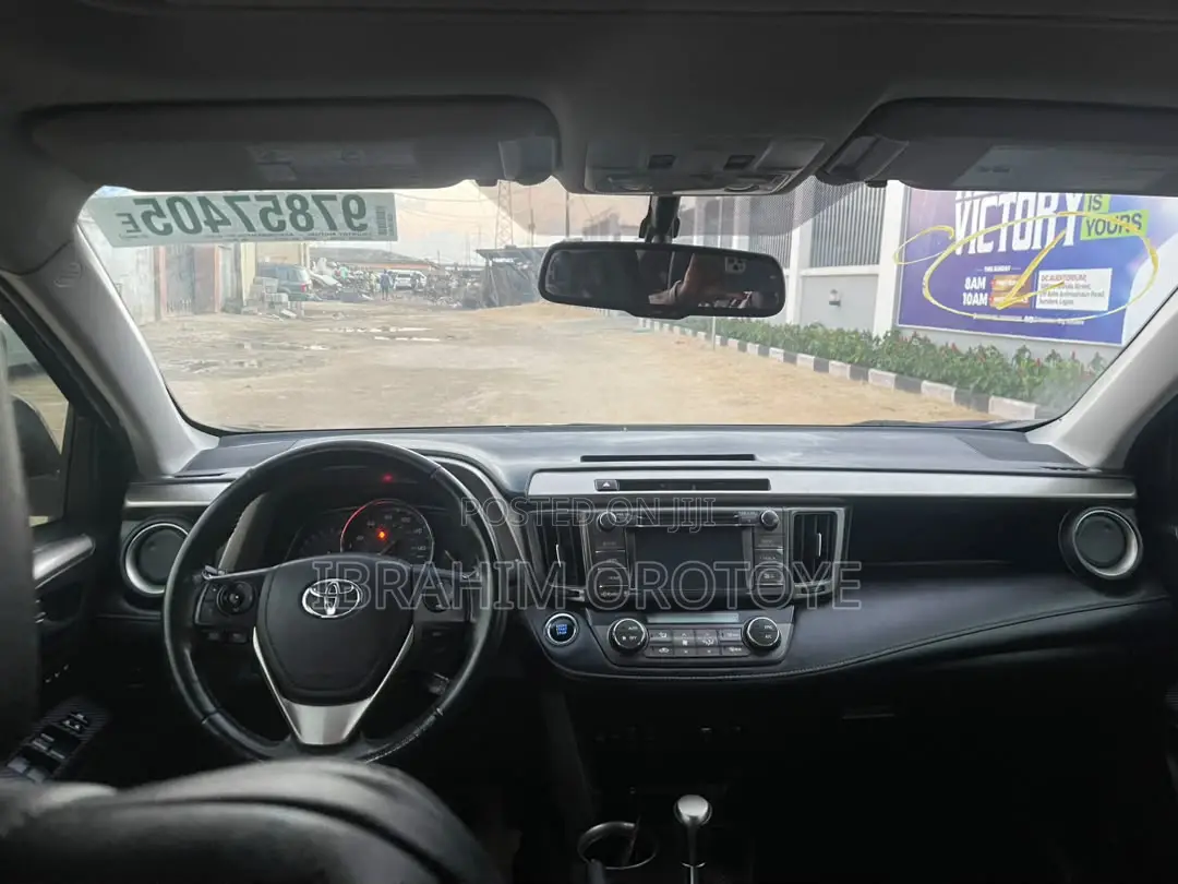 Toyota RAV4 Limited 4dr SUV (2.5L 4cyl 6A) 2015 Black