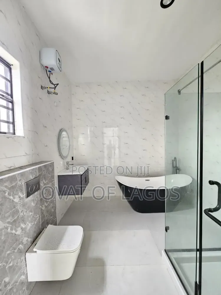 5bdrm Duplex in Orchid, Lekki Expressway for sale
