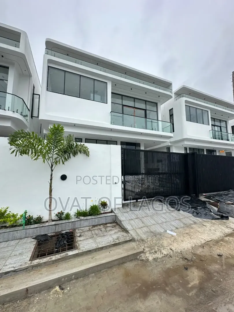 4bdrm Duplex in Lekki Expressway for sale