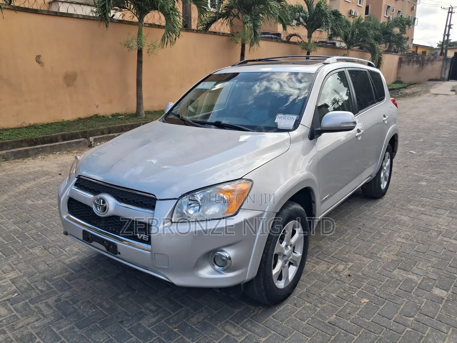 Toyota RAV4 2013 Silver