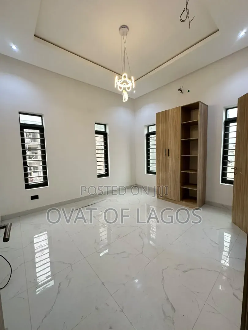 2bdrm Apartment in Abraham Adesanya Estate for sale