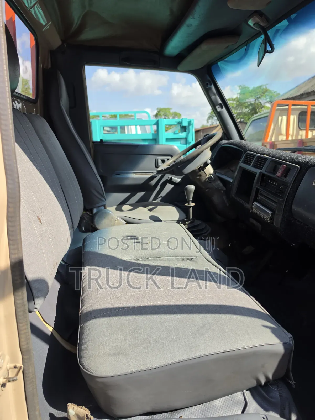 Toyota Dyna 200 Direct Hand 2.4l Petrol Engine