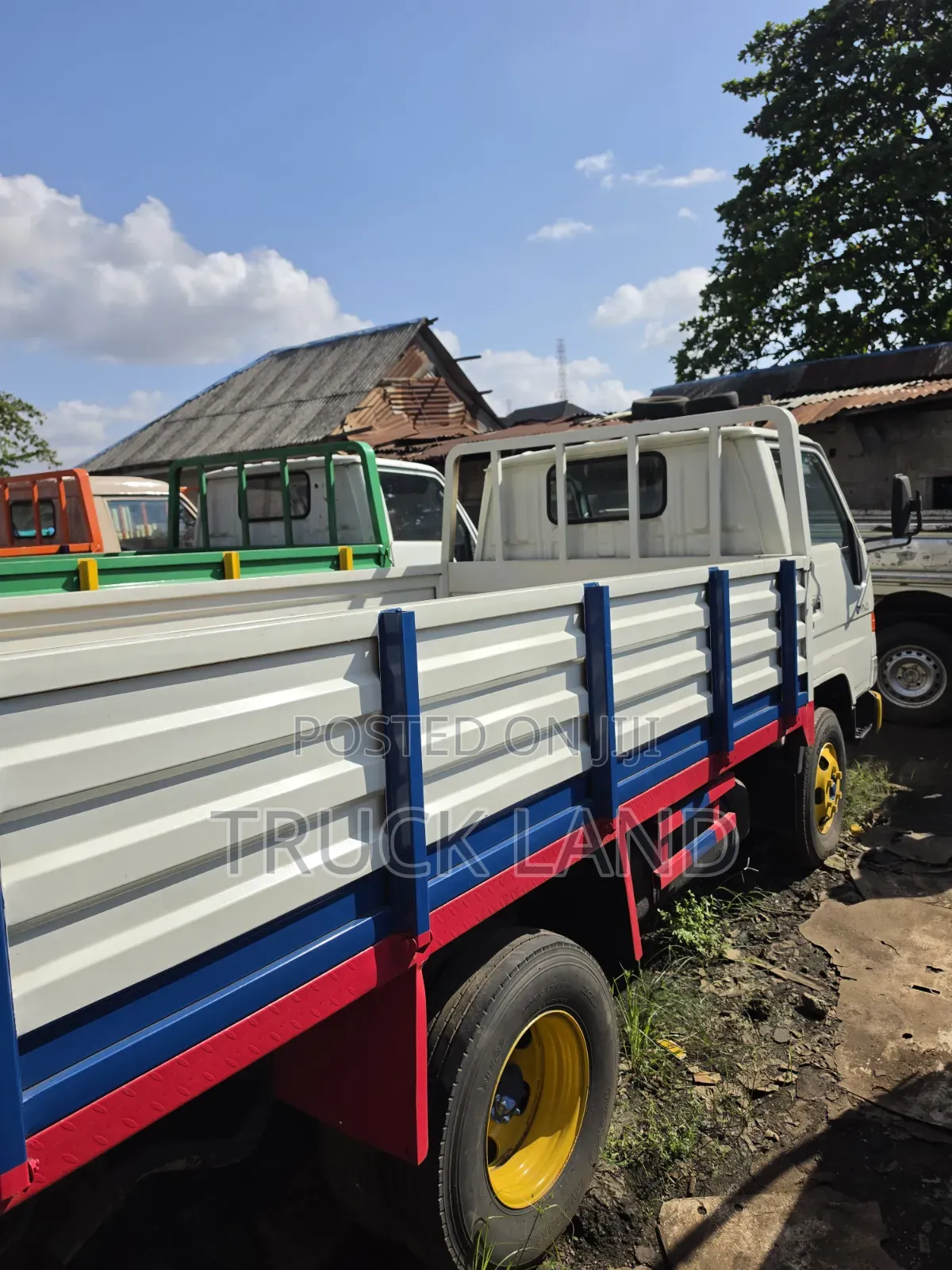 Toyota Dyname 150 Dropside Body