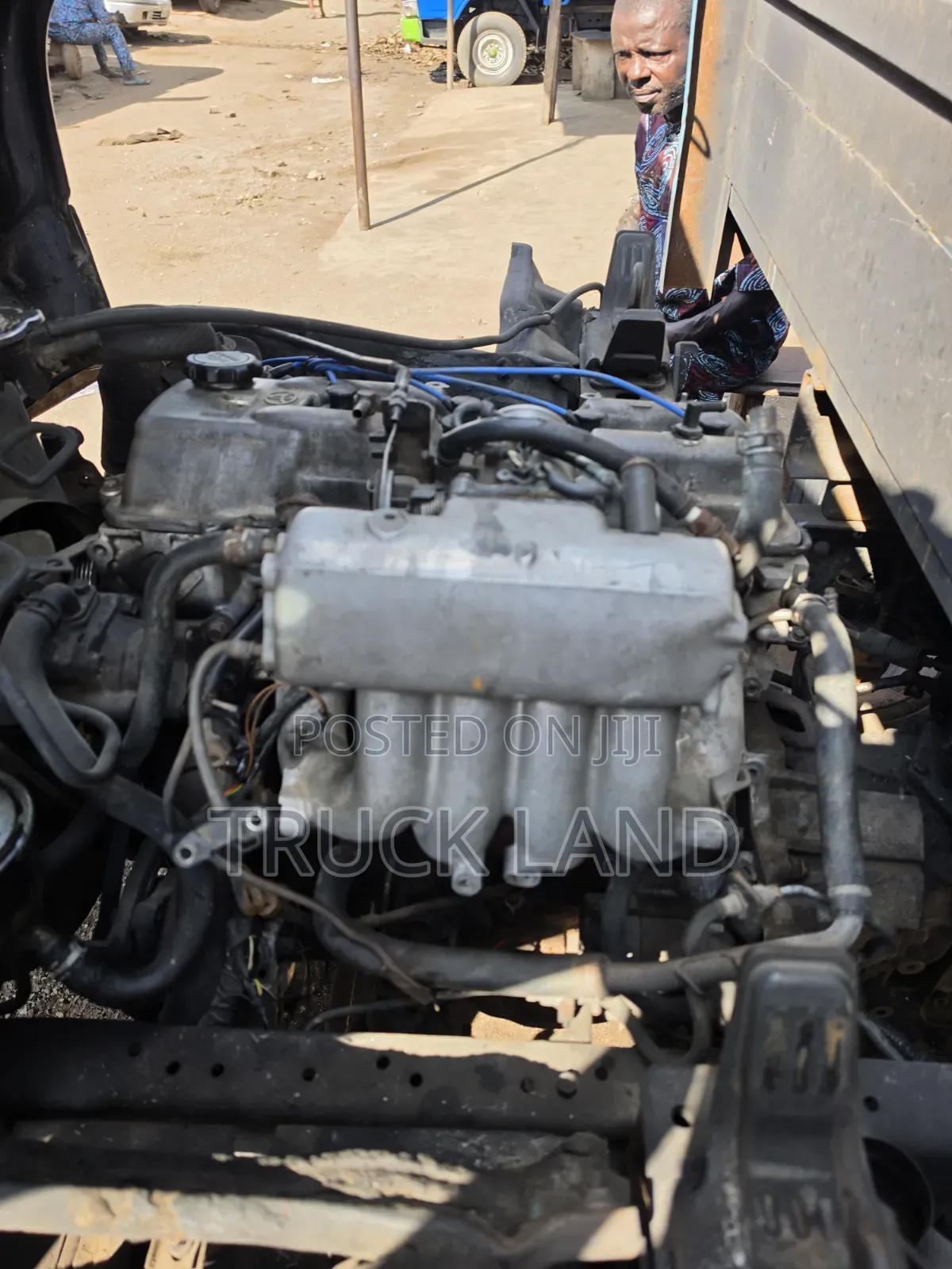 Toyota Dyna 200 Direct Hand 3RZ Engine 4.5tonnage