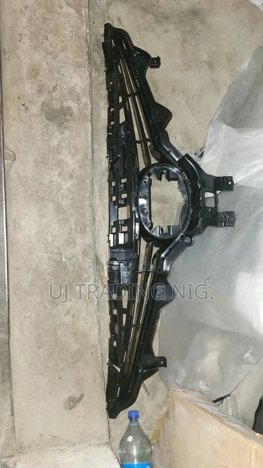 Front Grille Camry 2018