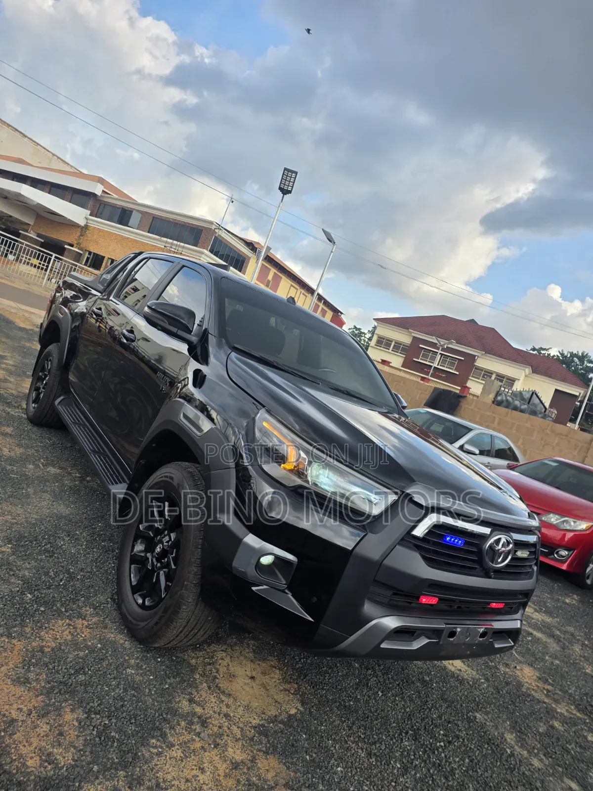 Toyota Hilux 2024 Black