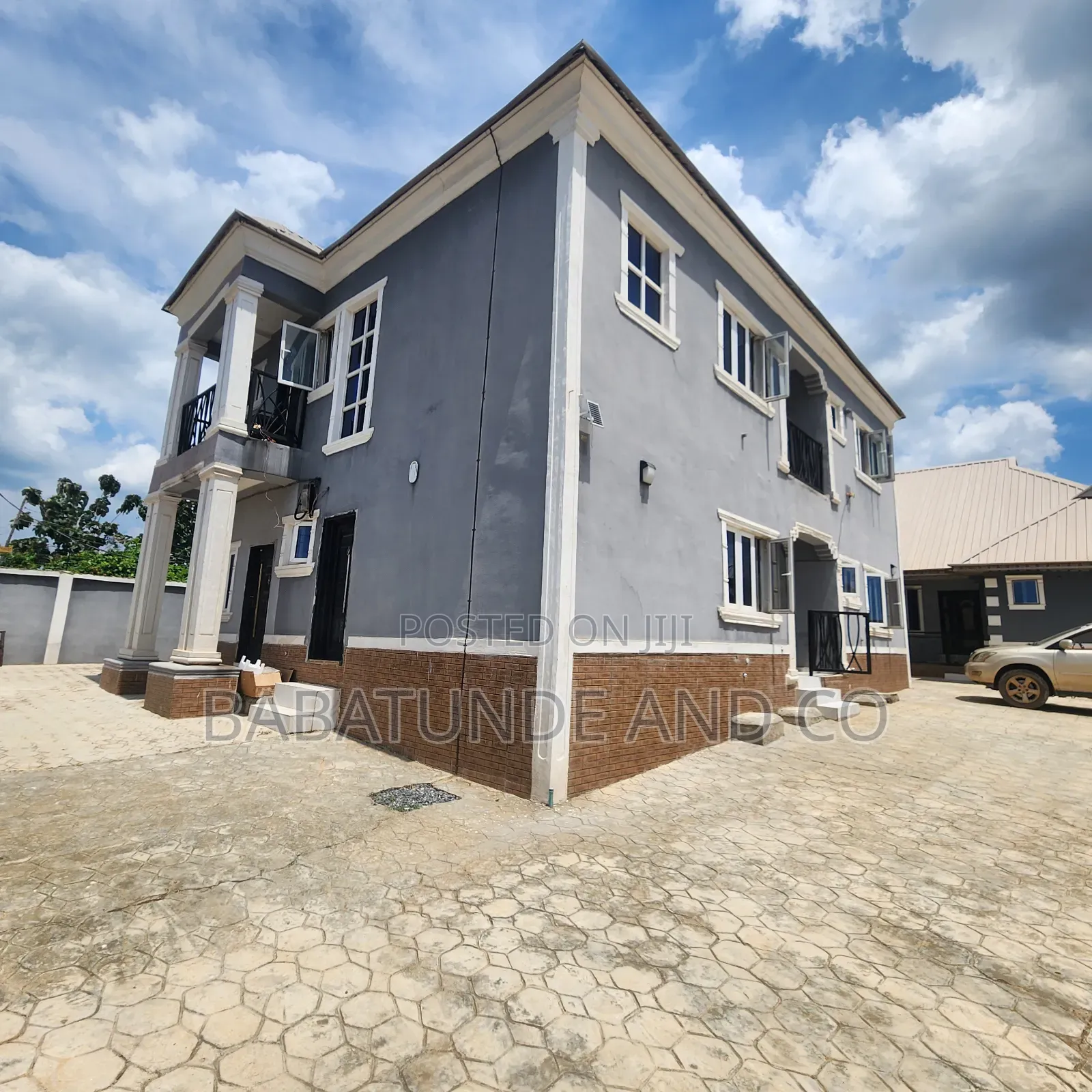 3bdrm Block of Flats in Harmony Quaters, Akobo for sale