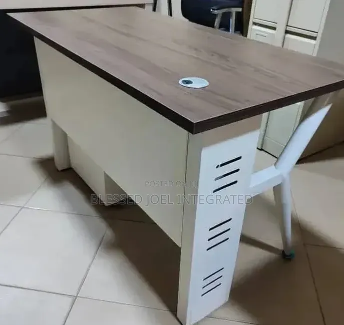 Portable Office Table