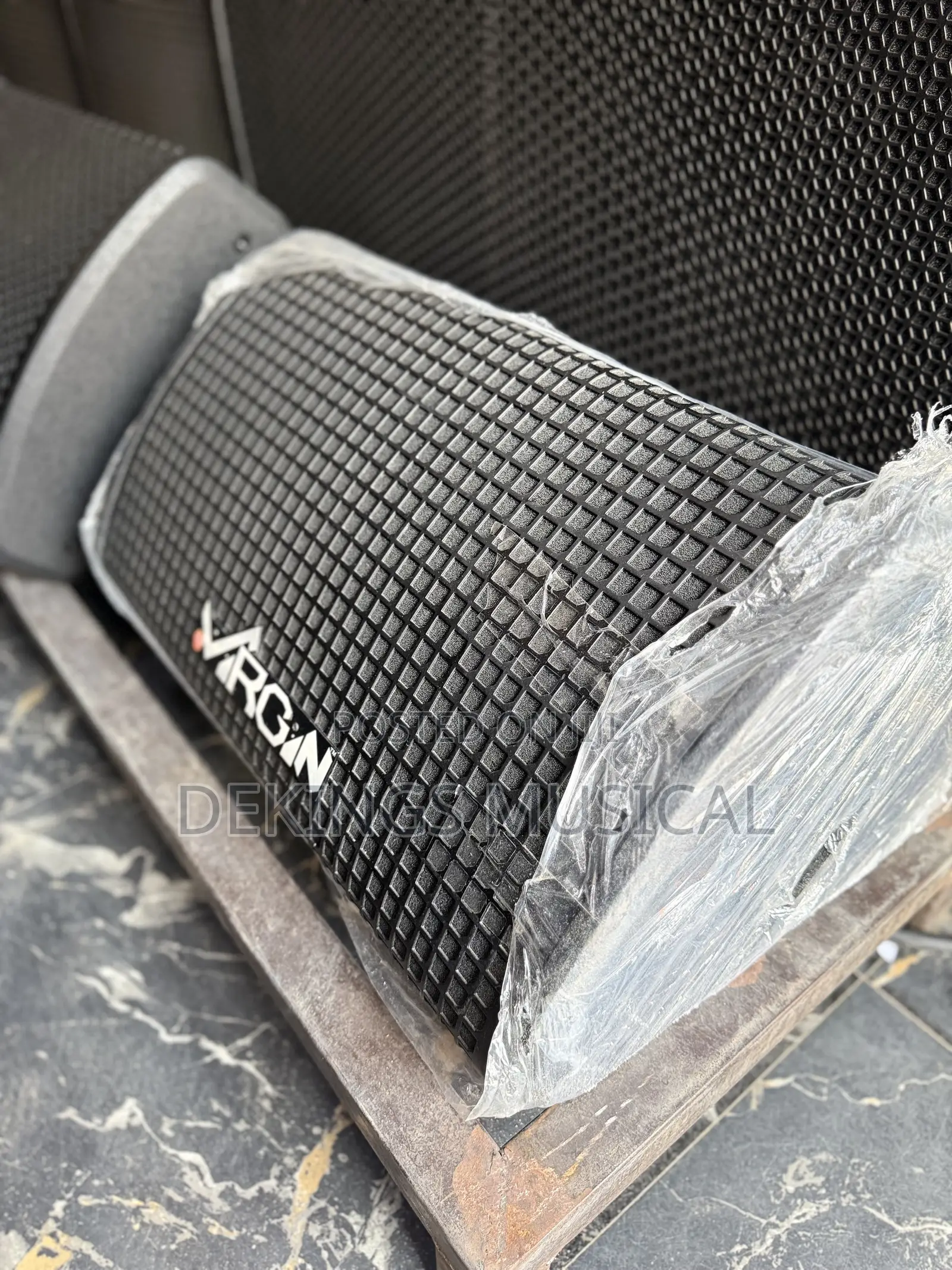 Virgin Floor Monitor Speaker Delta 12M