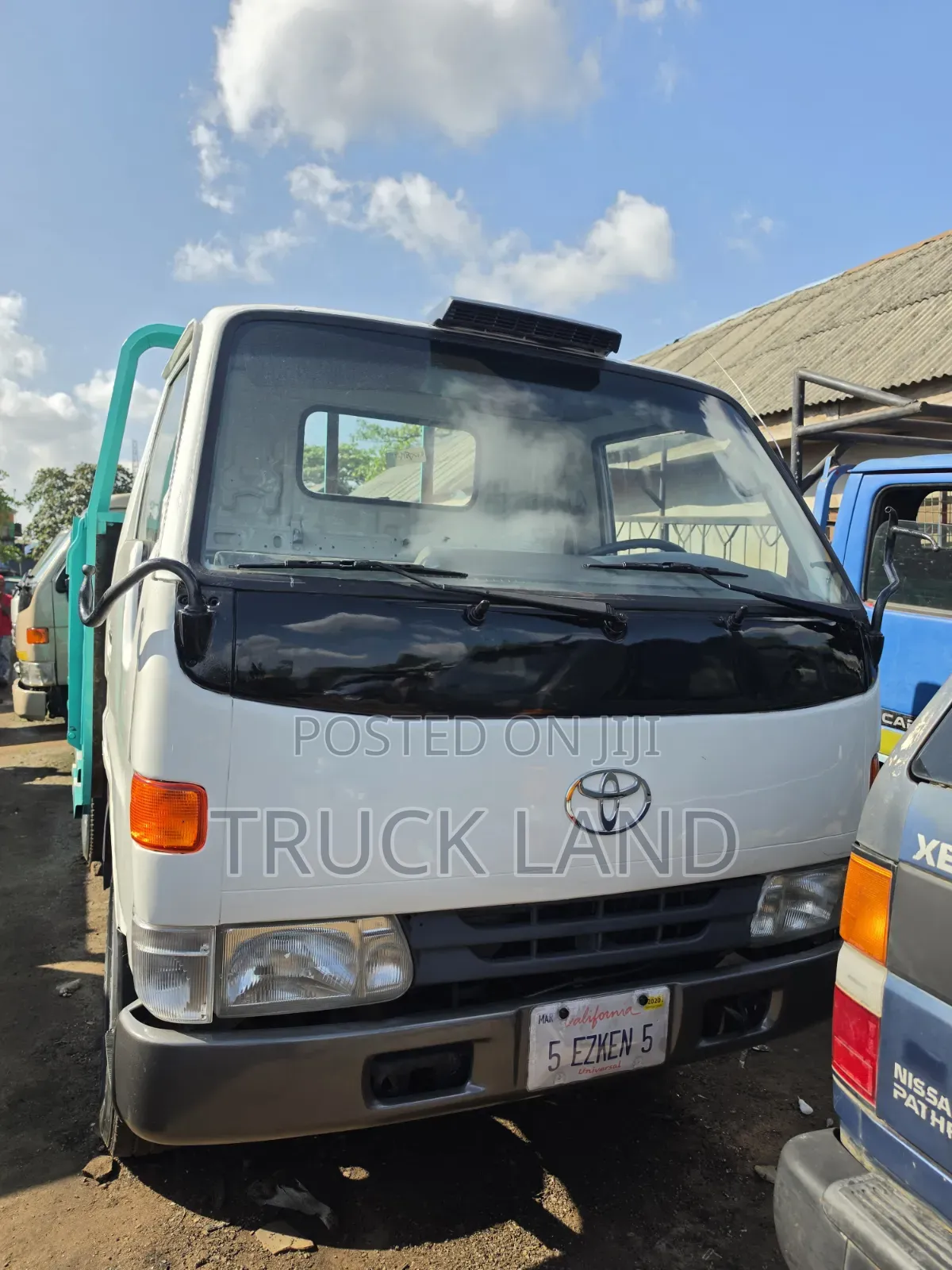 Toyota Dyna 150 New Model Normal Hand