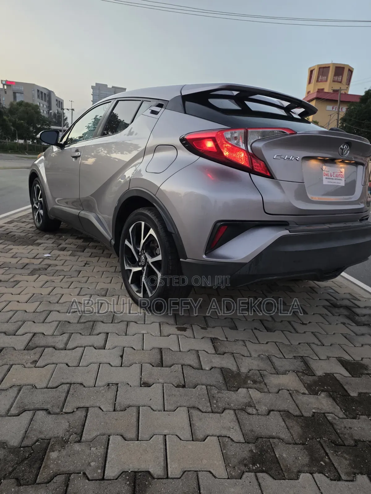 Toyota C-HR XLE Prermium FWD (2.0L 4cyl 2AM) 2018 Silver