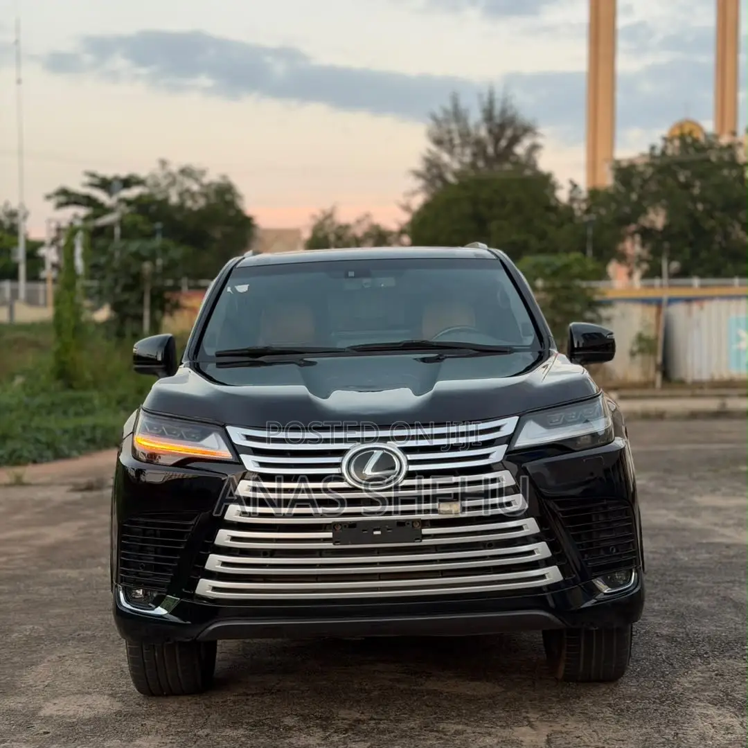 Lexus LX 570 AWD 2014 Black