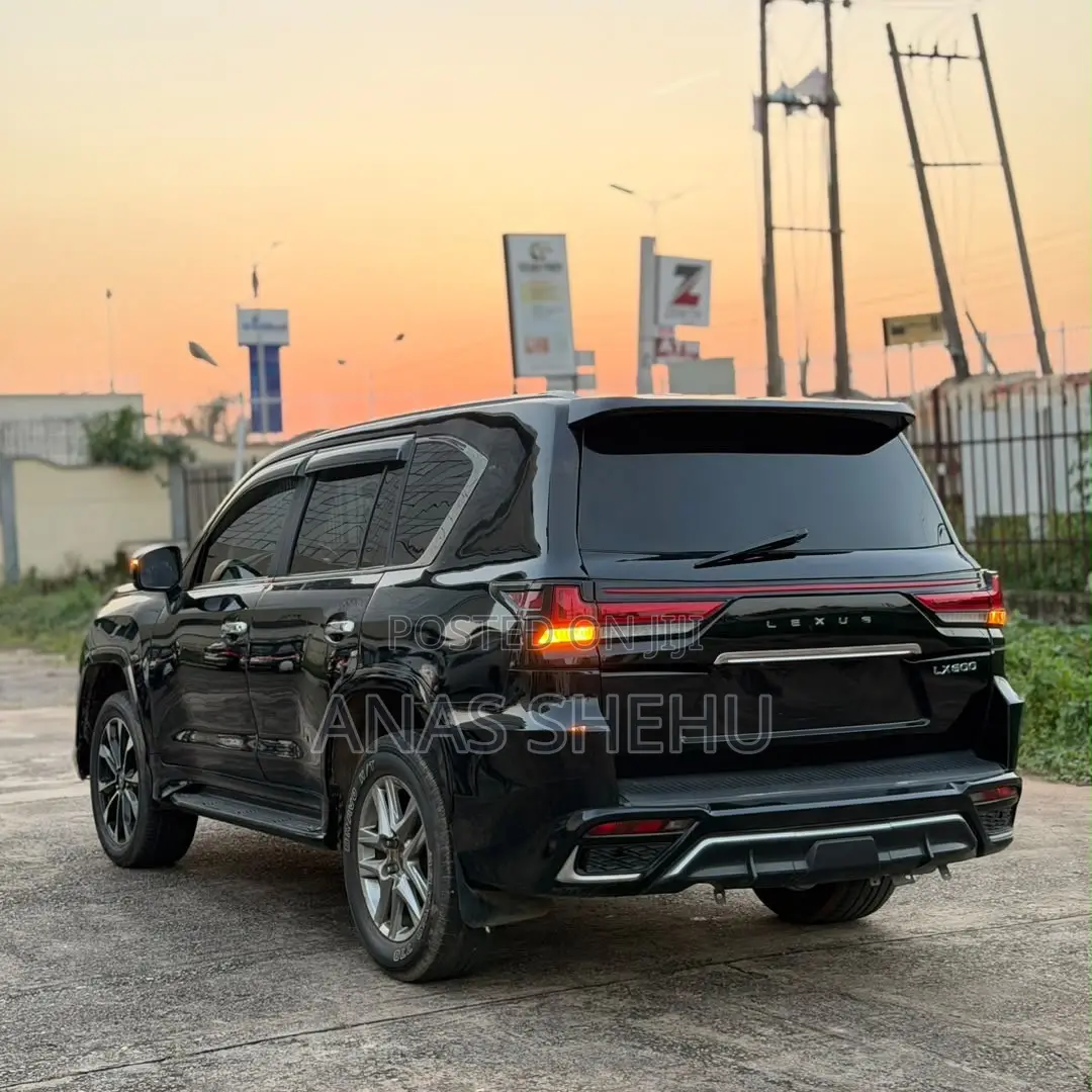 Lexus LX 570 AWD 2014 Black