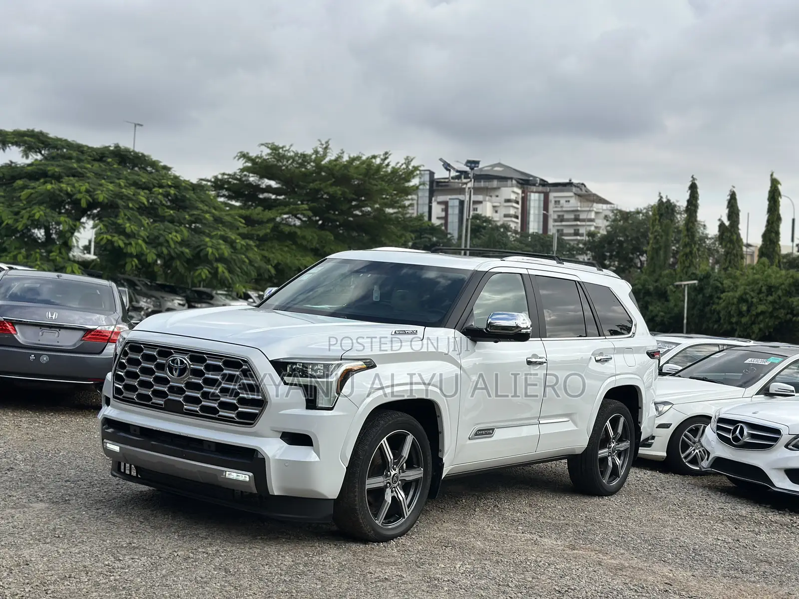 Toyota Sequoia Capstone 4WD 2026 White